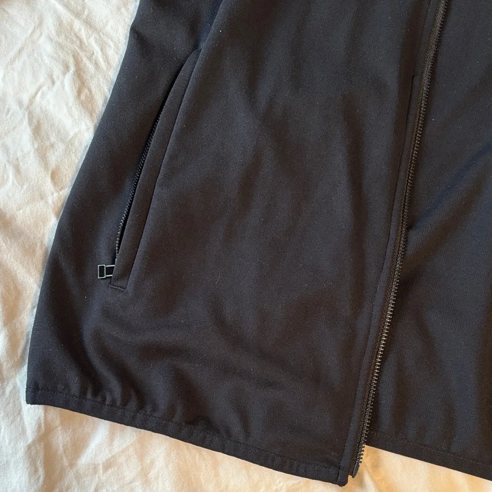 Men's Theory Black Jacket - Picture 2 of 3